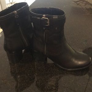 Trask size 6 1/2 booties only worn once!